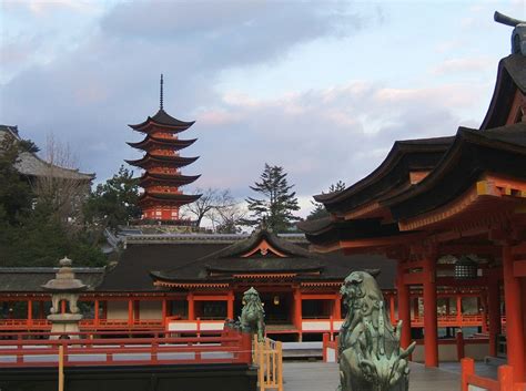 Itsukushima Shrine Historical Facts and Pictures | The History Hub