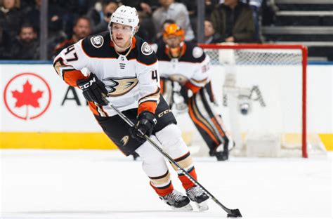 Anaheim Ducks: Hampus Lindholm shines bright