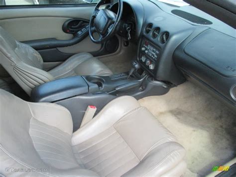 Taupe Interior 2002 Pontiac Firebird Trans Am Coupe Photo #103432081 ...