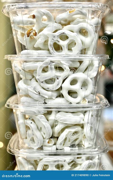 White Chocolate Covered Pretzels Stock Photo - Image of sweet, pretzel: 217409890