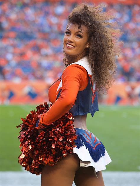 Pin by Bobby Braswell on Broncos Cheerleaders | Hottest nfl ...