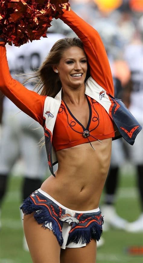 BRONCOS CHEERLEADER DENVER BRONCOS CHEERLEADERS BRONCOS in 2020 ...