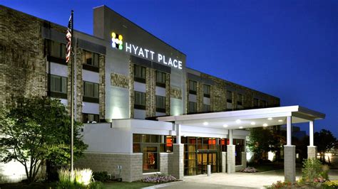 Hotels Near Milwaukee Airport | Hyatt Place Milwaukee Airport