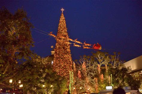 Things to Do for Christmas in Los Angeles