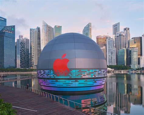 World's first floating Apple store opens in Singapore