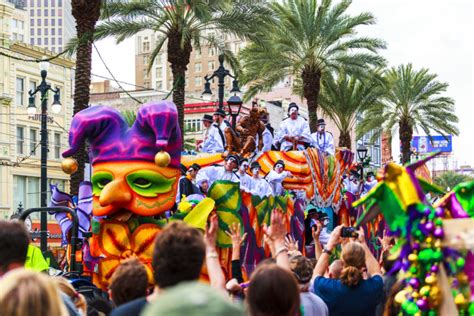 Best Spots to Watch Mardi Gras Parades in New Orleans – The Hotel Modern