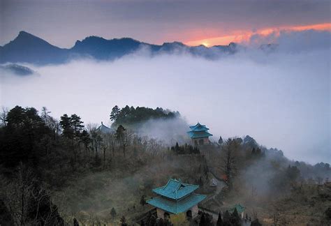 Wudang Mountains - Sacred Taoism Place | ChinaFetching