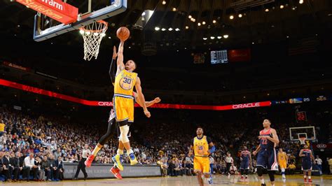 NBA Video: Stephen Curry dunk, Golden State Warriors star throws down ...