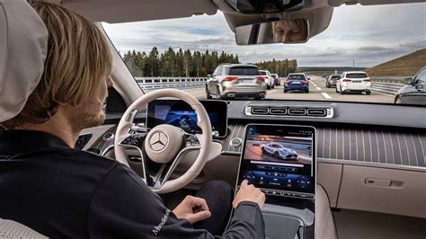 Mercedes-Benz becomes world's first to get Level 3 autonomous driving ...