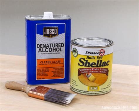 Denatured Alcohol vs Mineral Spirits (Differences + Uses) | Saws on Skates®