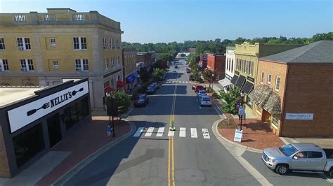 Tour of Belmont, NC - Best Places To Visit - YouTube