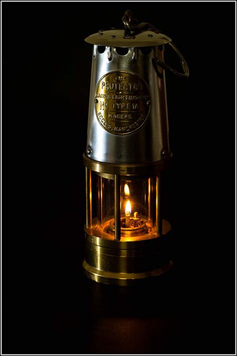 A Working Davy Lamp | The Davy lamp is a safety lamp for use… | Flickr