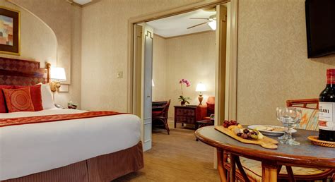 Casablanca Hotel New York City | OFFICIAL SITE | Hotel at Times Square