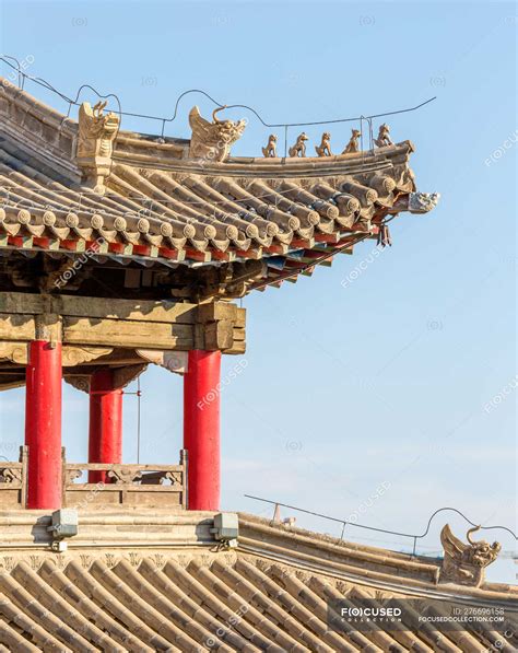 Roof detail and beautiful ancient traditional chinese architecture ...