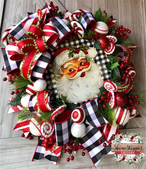 Santa Wreath | Christmas wreaths, Christmas door decorations, Wreaths