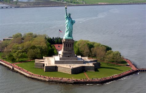 The Best Places To Take Photos Of The Statue Of Liberty