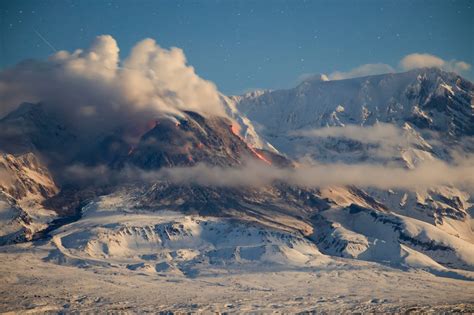 Volcano erupts on Russia's Kamchatka Peninsula