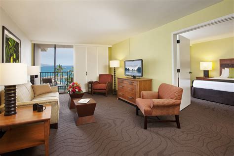 Courtyard King Kamehameha's Kona Beach Hotel Oceanfront King Suite Living Area #holidays, #Relax ...