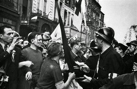 Members of the French Resistance during the liberation of the city ...