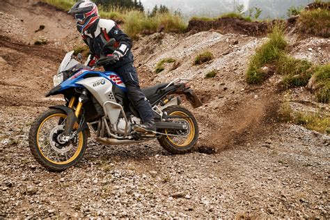 BMW F850GS Adventure Brings the Middleweight ADV - Asphalt & Rubber