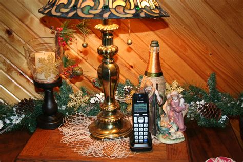 Punk Kerr: Remembering Aunt Janet with her Tiffany Lamp this Christmas vignette! Christmas ...