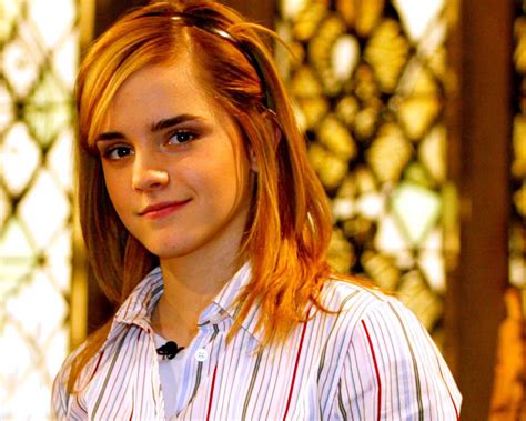 Hollywood: Emma Watson HD Wallpapers 2012