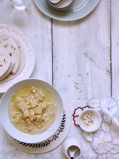 Safed Paneer: Indian Cheese Cooked in Rich White Sauce | eCurry - The Recipe Blog