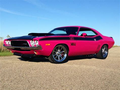 1973 DODGE CHALLENGER CUSTOM 2 DOOR COUPE