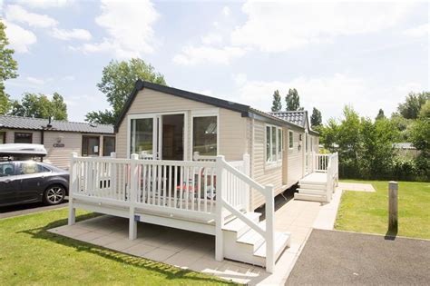 6 Berth Caravan in Hopton Haven Holiday Park, Great Yarmouth Ref: 80017 Birkdale - UPDATED 2019 ...