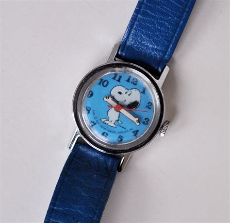 snoopy watch vintage blue peanuts charles by daisychainvintage