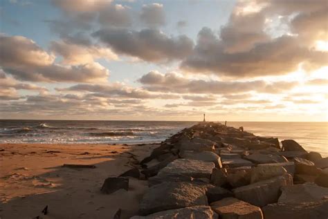 10 Fantastic Beaches with Public Access near Plymouth, MA – Wild