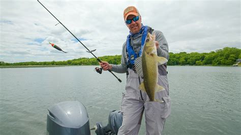 Bobber Fishing Techniques for Walleye and Crappie | S14 E25 | In-Depth ...