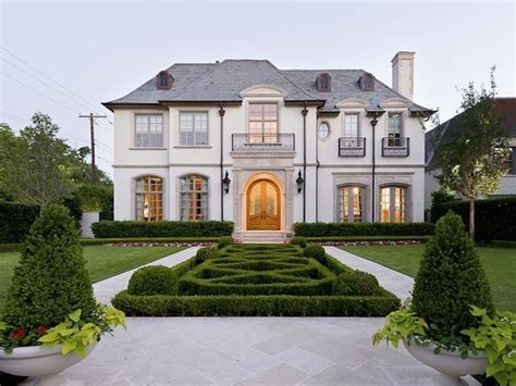 Tour Troy Aikman's New Mansion in Dallas