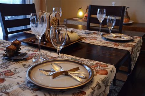 Finding My Aloha: This year's Thanksgiving Table Decor