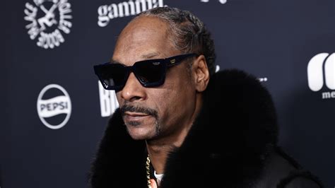 Snoop Dogg Announces Brother’s Death in Heartfelt Tribute