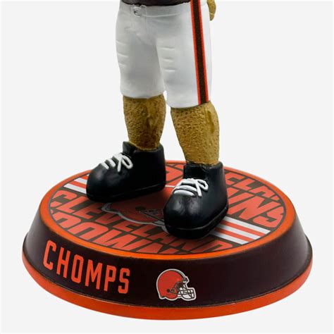 Chomps Cleveland Browns Field Stripe Mascot Bighead Bobblehead FOCO