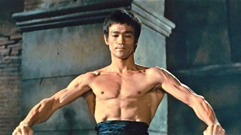 Bruce Lee | Prison Fight - Enter The Dragon (1973) - YouTube