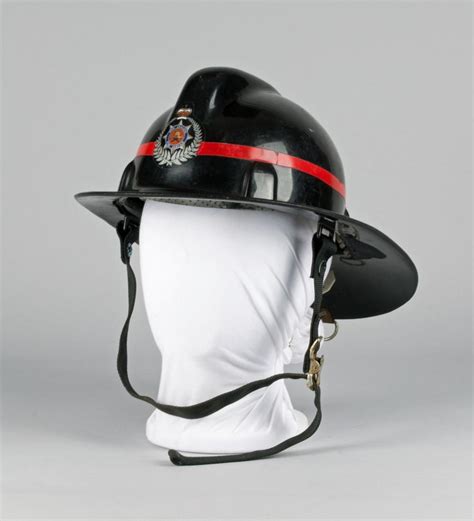 Uniform Helmet [Firefighter] - Museum of Transport and Technology, New ...