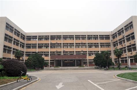 南京理工大学图书馆（2013年） / Nanjing University of Science and Technology Library ...