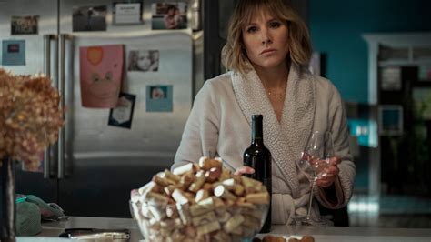 'The Woman in The House' Trailer: Kristen Bell's Netflix Thriller