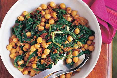 Garbanzos con espinacas (Spanish chickpeas with spinach) | Recipe Cart