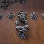 Dragon shaped door knocker in Chi Lin Nunnery Stock Photo by ©steveheap 237458054