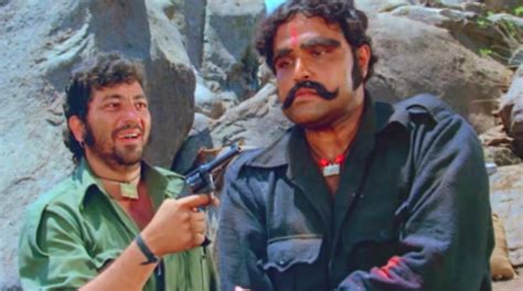 18 Facts About 'Sholay' That Will Compel You To Watch It Once Again! - Indiatimes.com