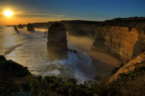 Sunset at the Twelve Apostles (4919 x 3258)[OC] : r/EarthPorn