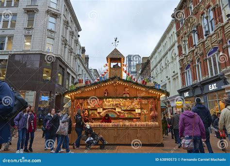 Christmas Market in Birmingham Editorial Stock Photo - Image of europe, birmingham: 63890573