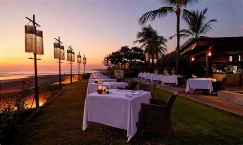 10 Best Restaurants for Dinner in Seminyak Bali [The Most Romantic]