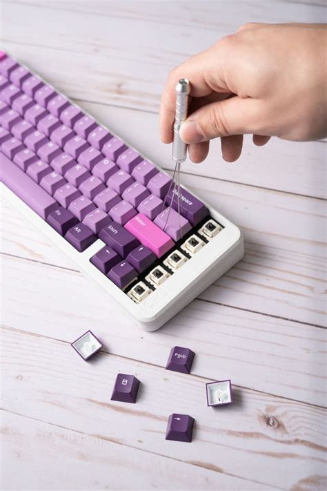 Metal Keycap Puller by Kelowna | Kinetic Labs