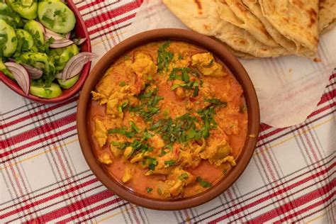 Easy Chicken Handi Recipe - Cooking Gorgeous