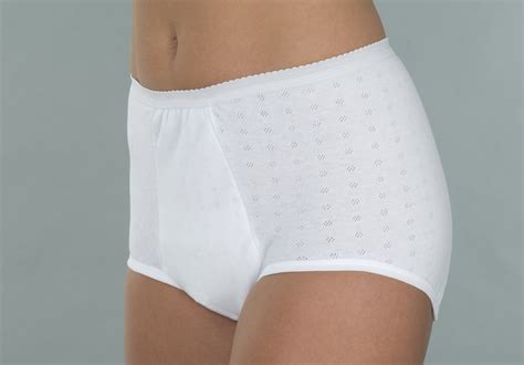 6-Pack Wearever Women's Lovely Lace Trim Incontinence Panties ...