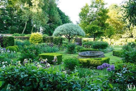 This French Country Estate Boasts Unbelievably Beautiful Gardens by ...